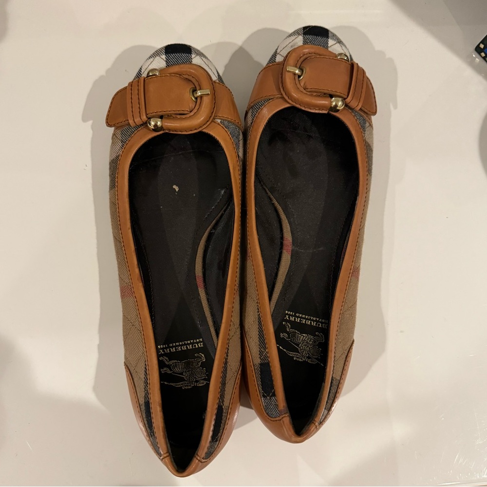 Burberry Checkered Flats with Gold Buckle